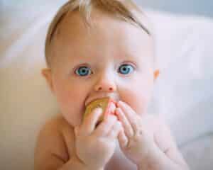 wanneer gaat baby zitten